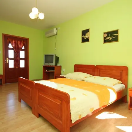 Studio Preko 8428b Sestrunj